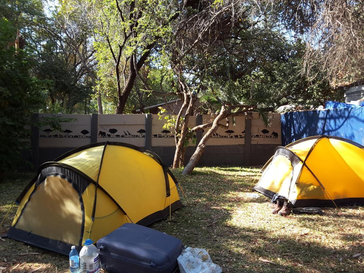 Victoria Falls Backpackers Lodge- Camp Sites Exterior photo