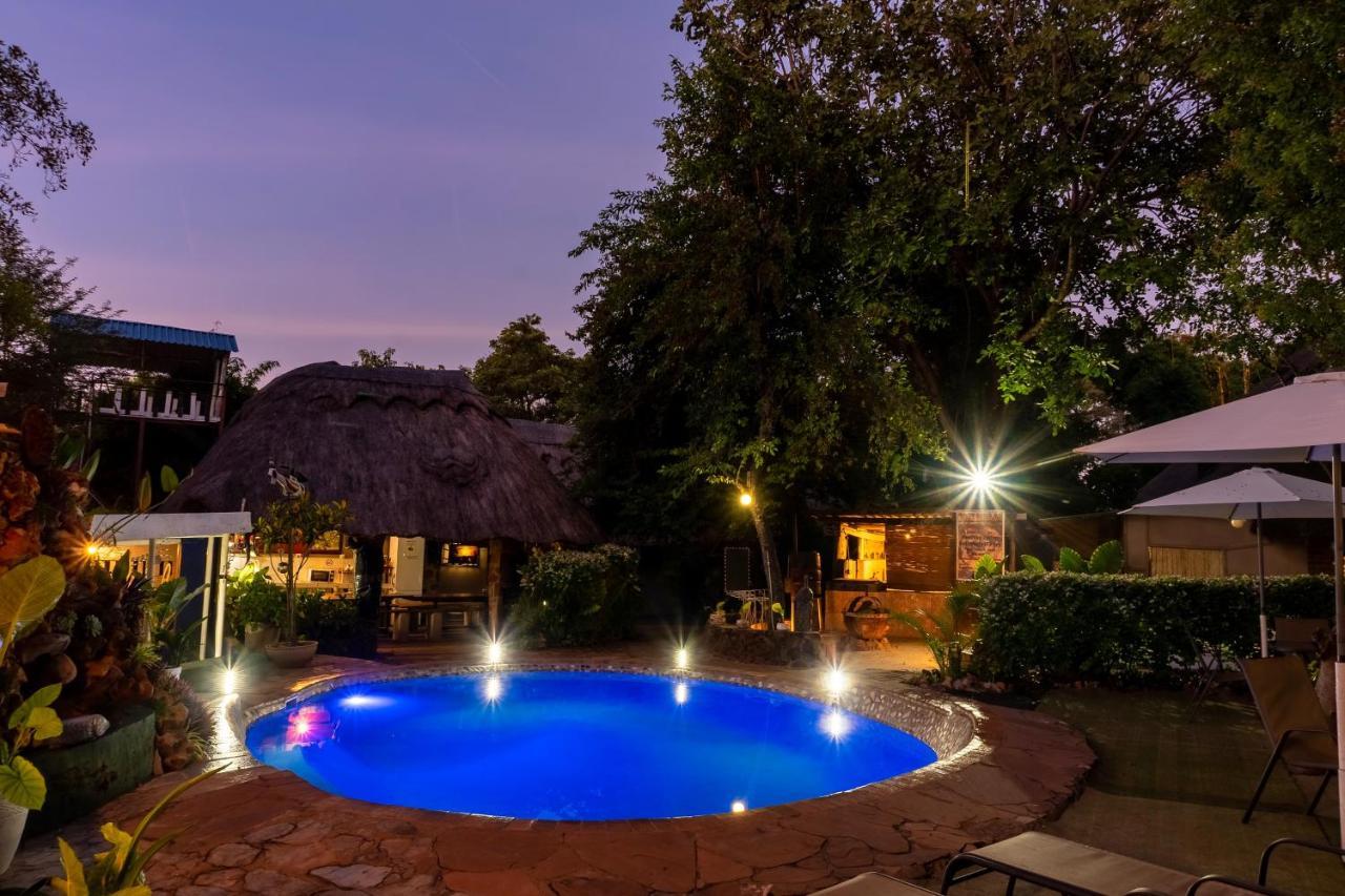 Victoria Falls Backpackers Lodge- Camp Sites Exterior photo